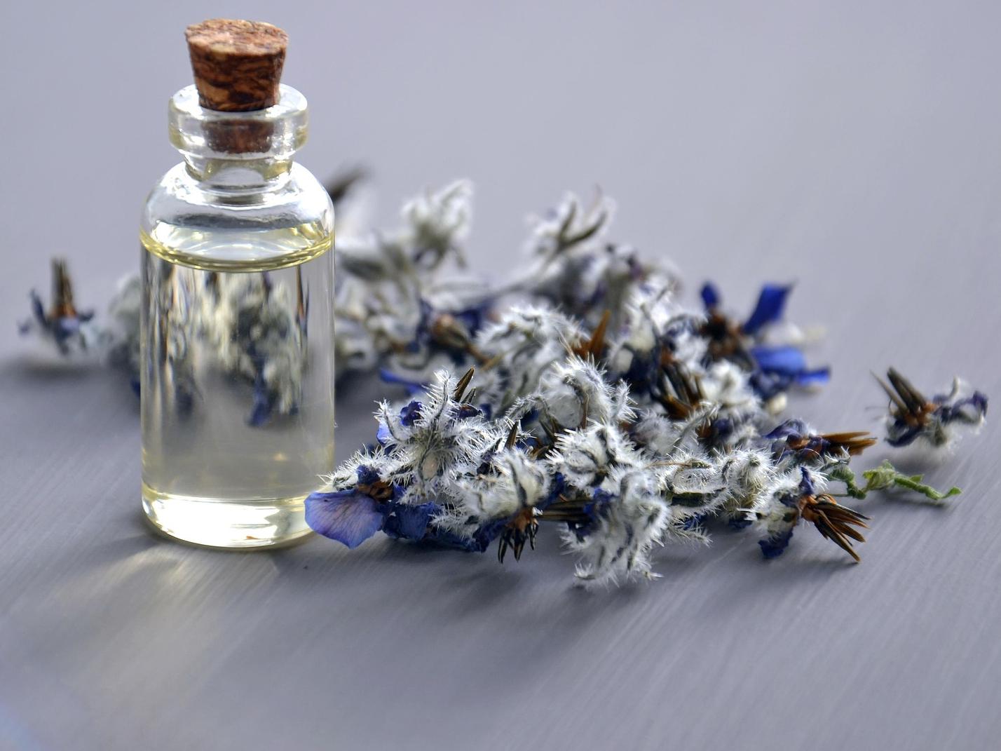 essential herbs & oils