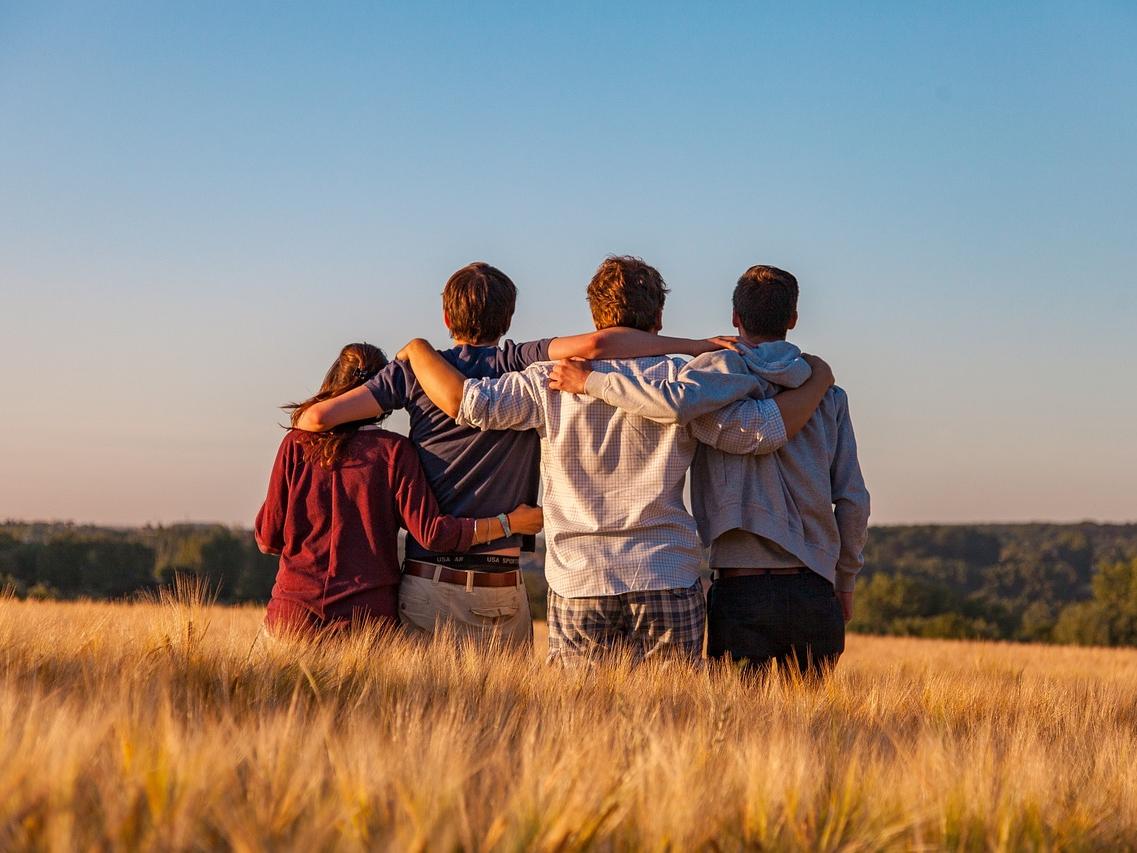 teens standing together